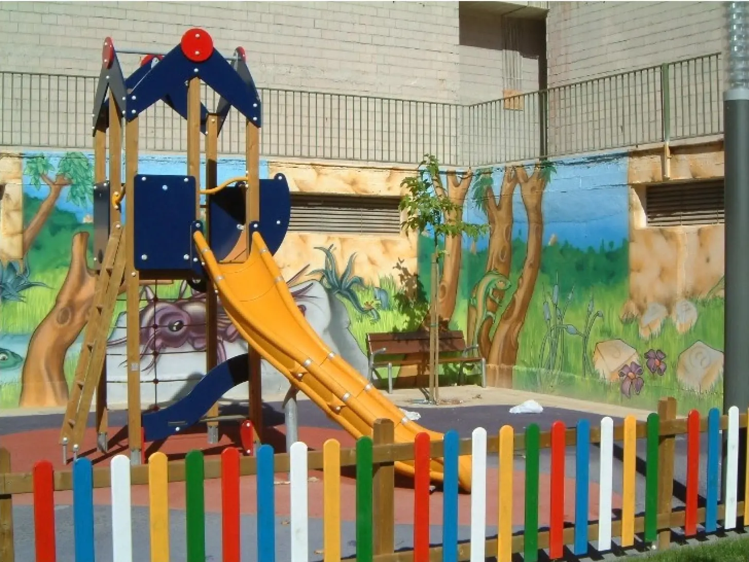 Parque infantil en Alcañiz